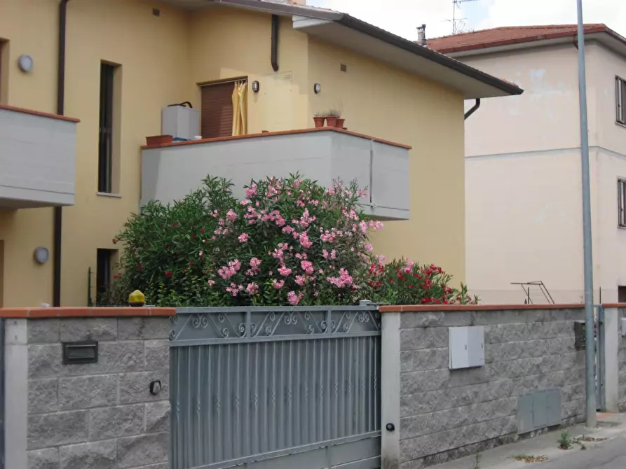 Immagine 1 di Appartamento in affitto  a Pisa