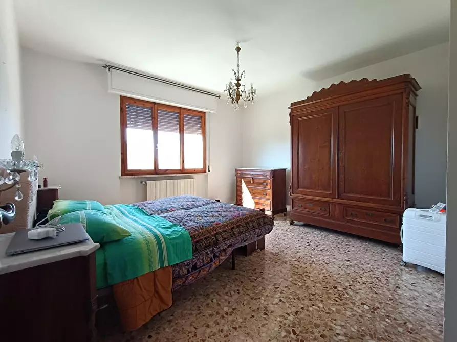 Immagine 13 di Appartamento in affitto  a San Giuliano Terme