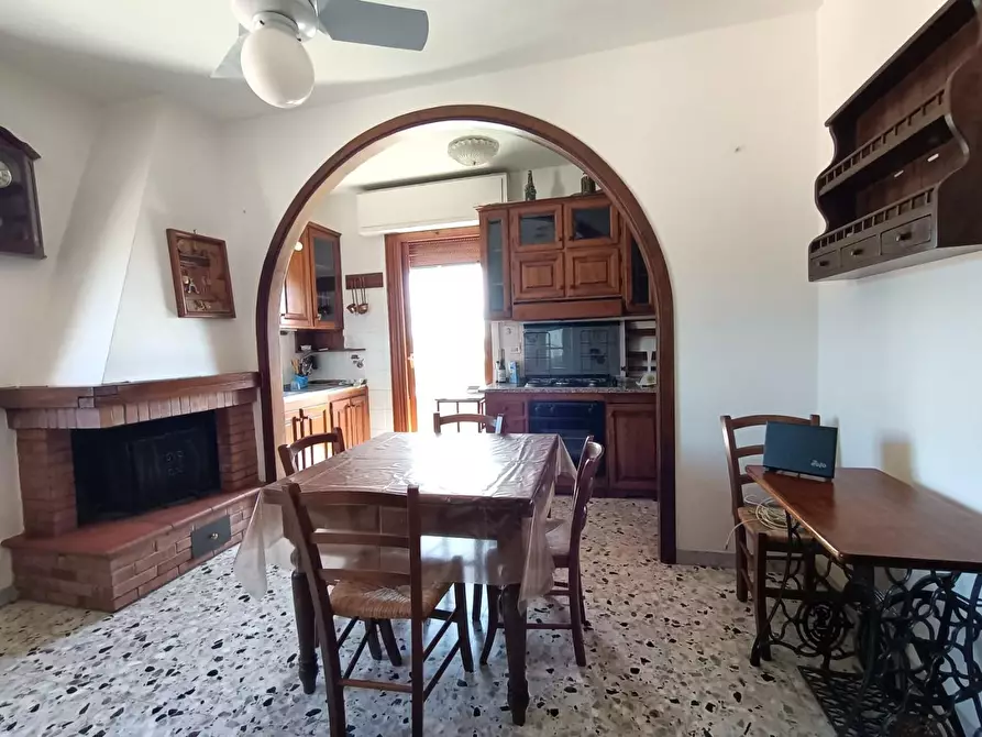 Immagine 5 di Appartamento in affitto  a San Giuliano Terme