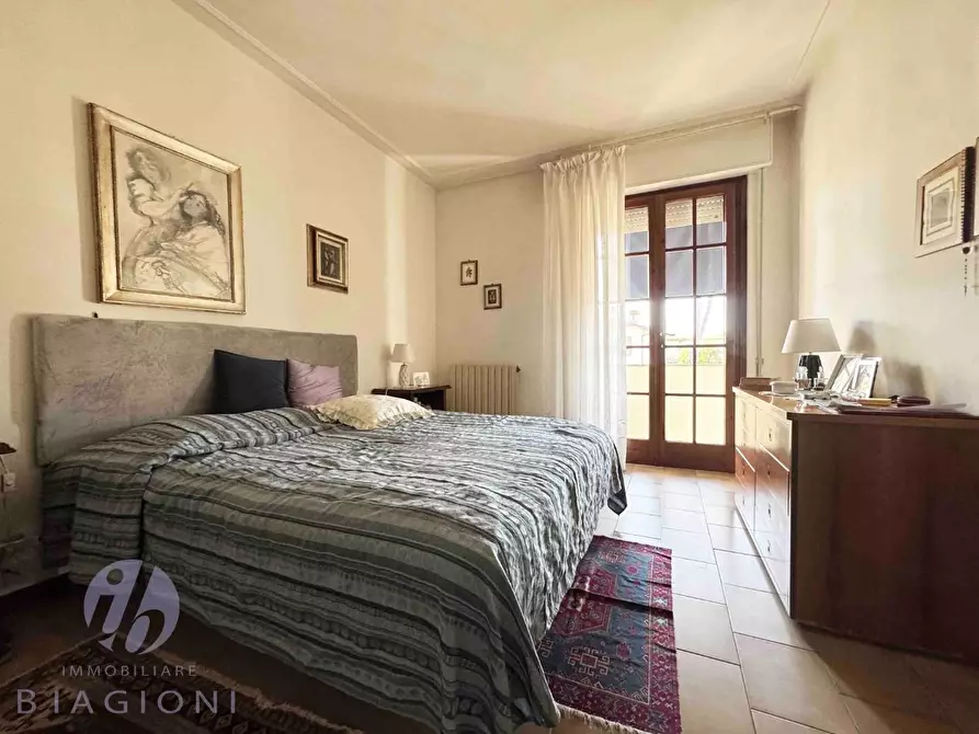 Immagine 17 di Porzione di casa in vendita  a Camaiore