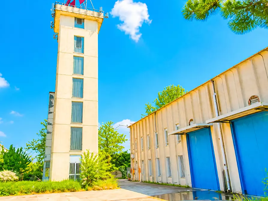 Immagine 5 di Capannone industriale in vendita  a Vignate