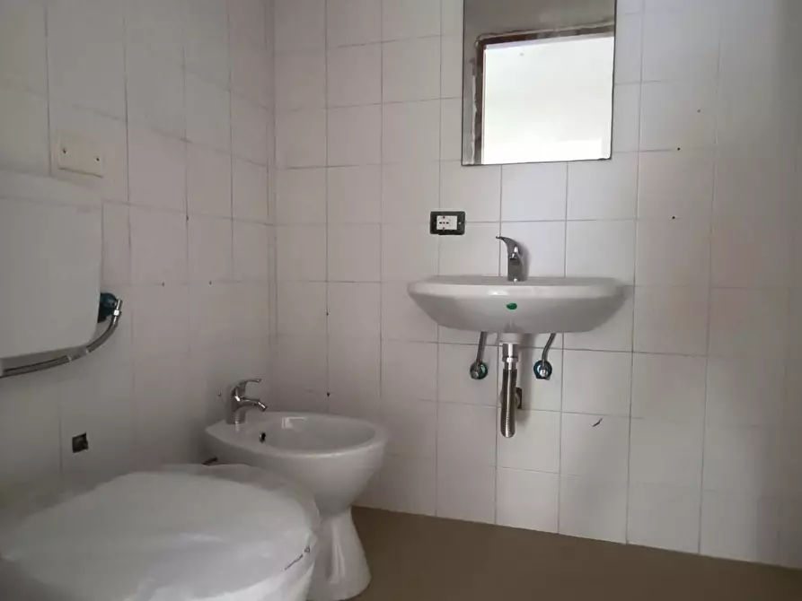 Immagine 25 di Casa indipendente in vendita  a Pisa