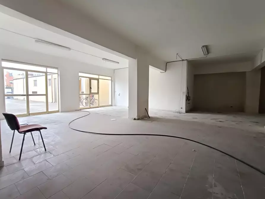 Immagine 27 di Casa indipendente in vendita  a Pisa
