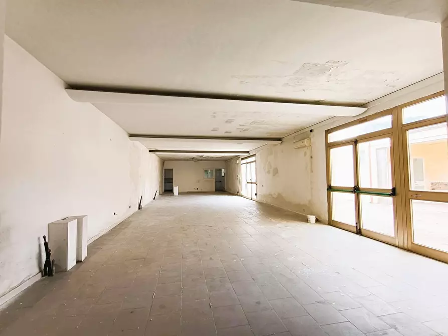 Immagine 15 di Casa indipendente in vendita  a Pisa