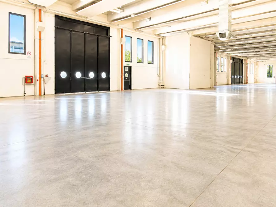 Immagine 3 di Capannone industriale in vendita  a Vignate
