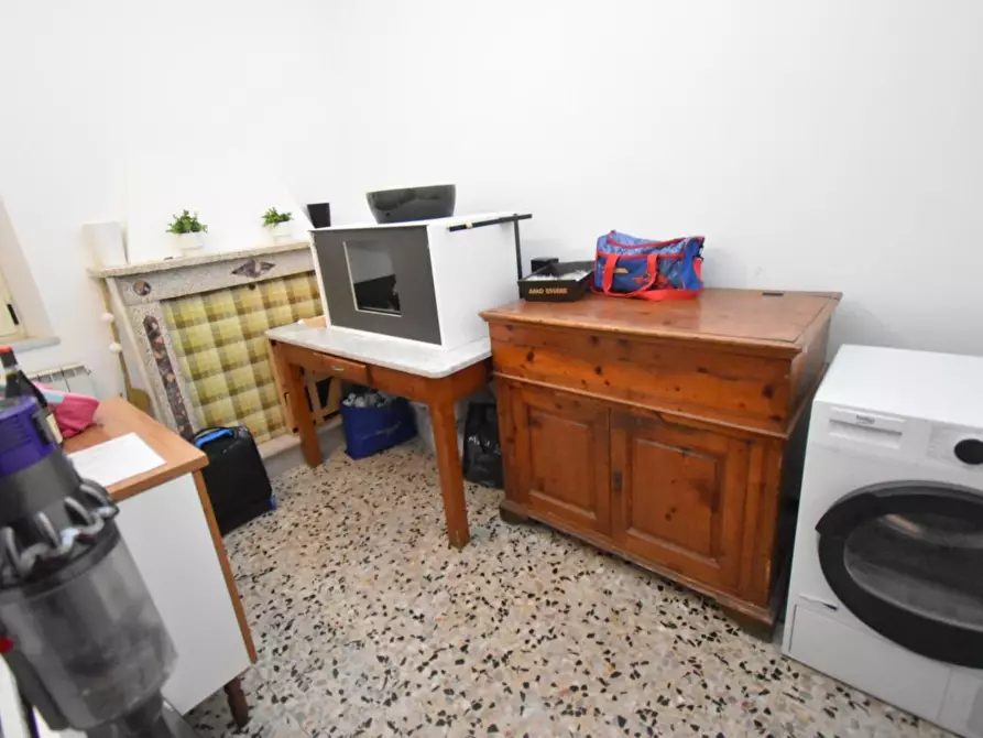 Immagine 39 di Villa in vendita  a Vecchiano