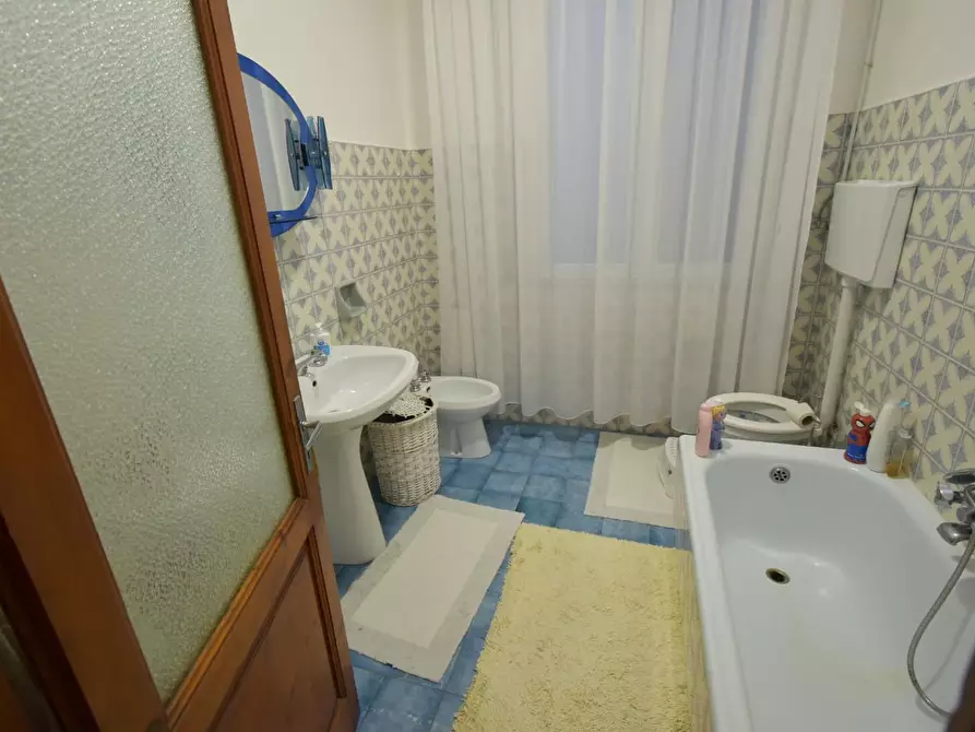 Immagine 32 di Villa in vendita  a Vecchiano