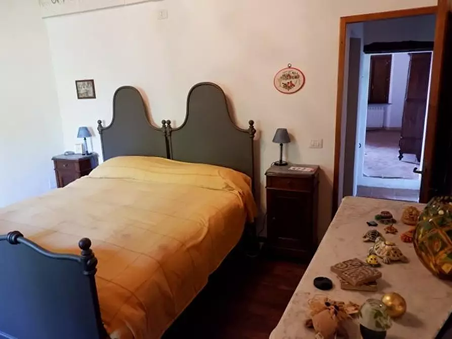 Immagine 60 di Casa semindipendente in vendita  a Colle Di Val D'elsa