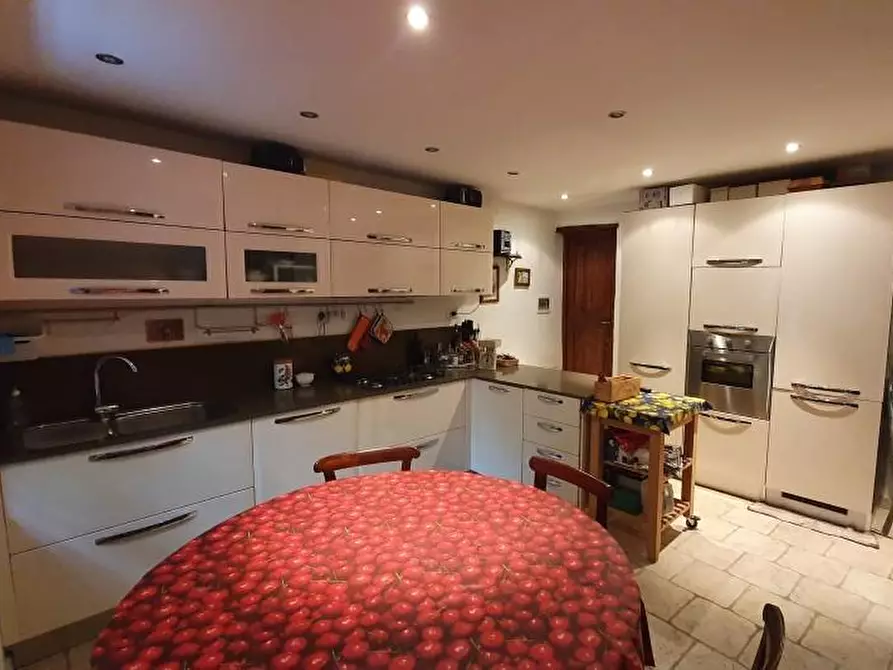 Immagine 69 di Casa semindipendente in vendita  a Colle Di Val D'elsa