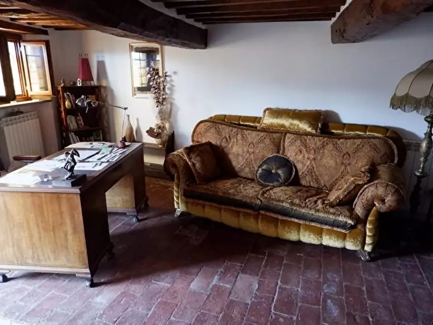 Immagine 83 di Casa semindipendente in vendita  a Colle Di Val D'elsa