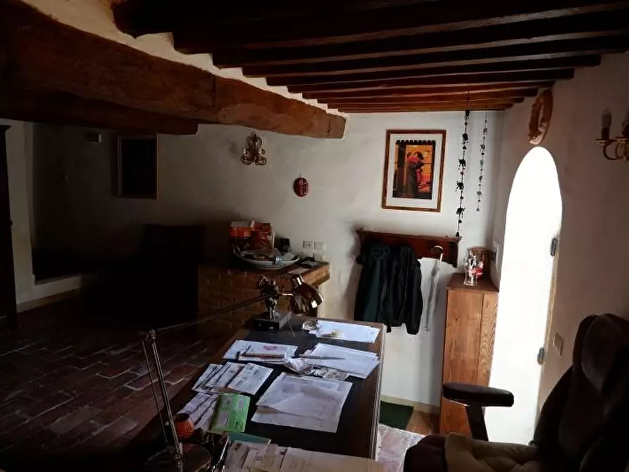 Immagine 86 di Casa semindipendente in vendita  a Colle Di Val D'elsa