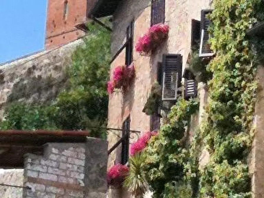 Immagine 73 di Casa semindipendente in vendita  a Colle Di Val D'elsa