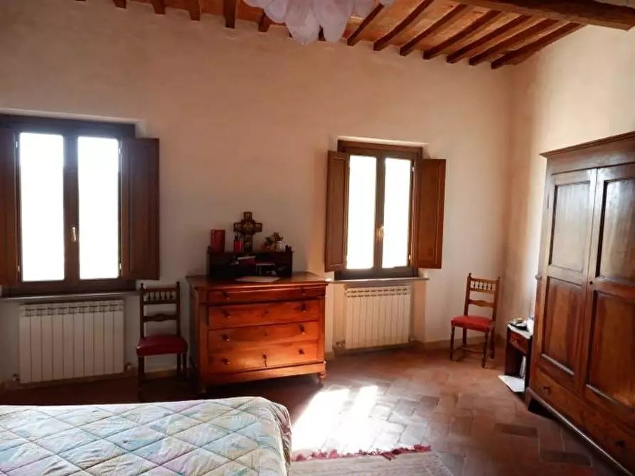 Immagine 55 di Casa semindipendente in vendita  a Colle Di Val D'elsa
