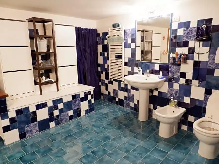 Immagine 44 di Casa semindipendente in vendita  a Colle Di Val D'elsa