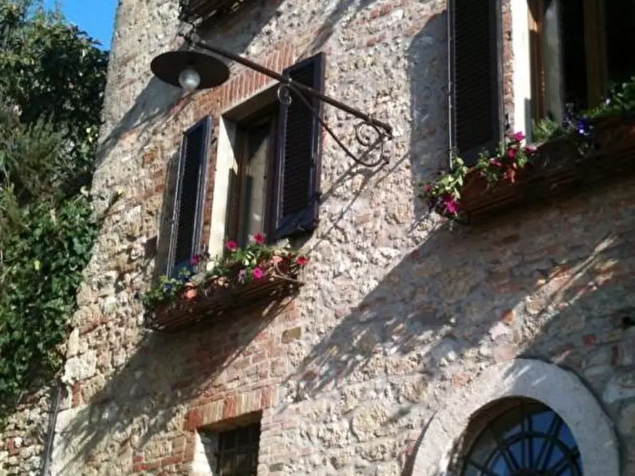 Immagine 71 di Casa semindipendente in vendita  a Colle Di Val D'elsa