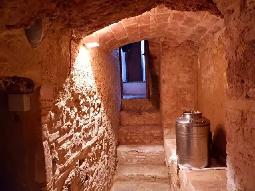 Immagine 67 di Casa semindipendente in vendita  a Colle Di Val D'elsa