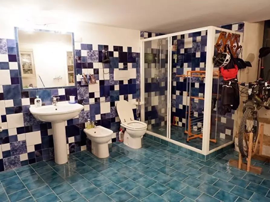Immagine 45 di Casa semindipendente in vendita  a Colle Di Val D'elsa
