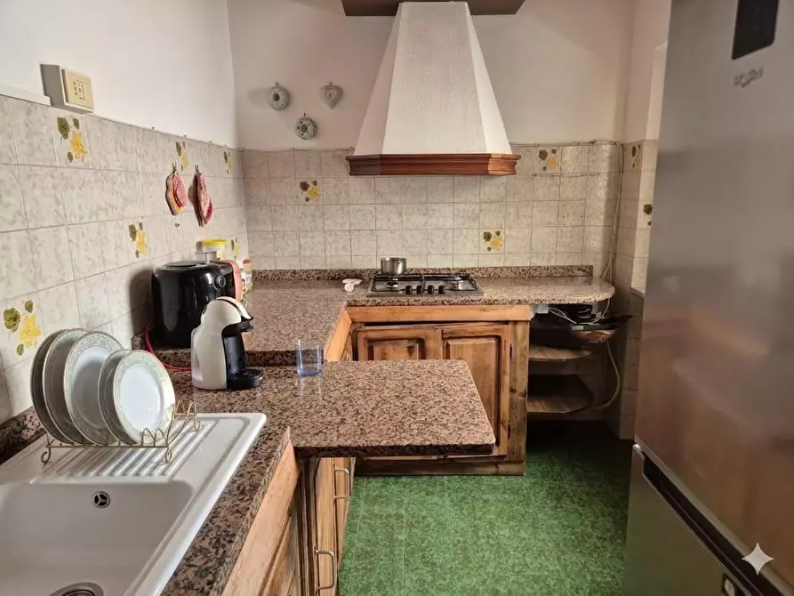 Immagine 4 di Appartamento in vendita  a Ortonovo