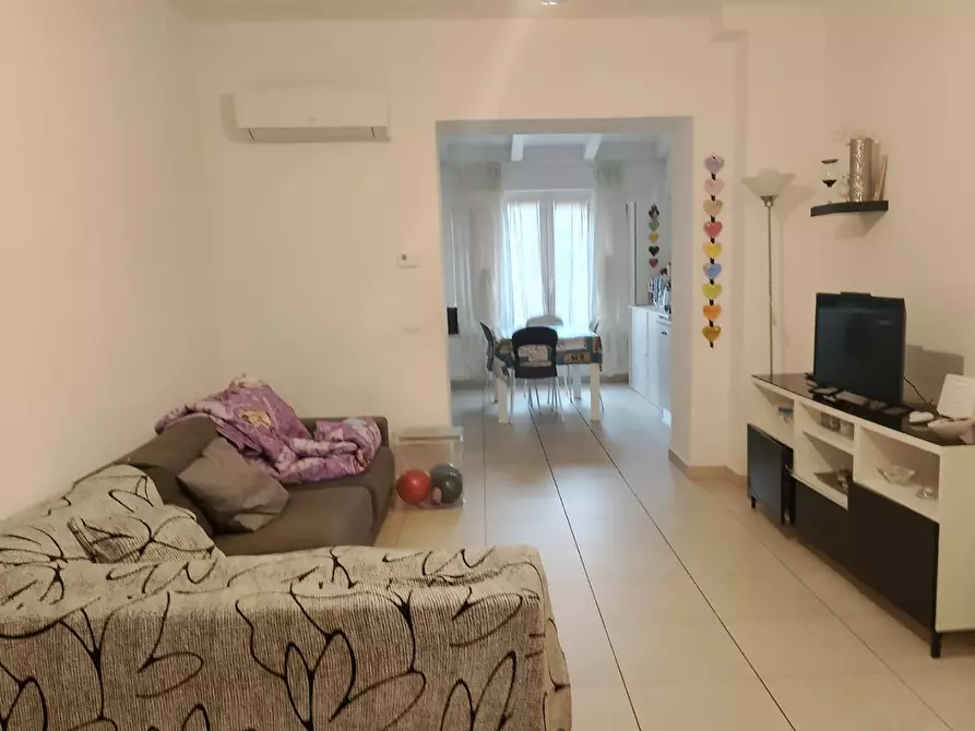 Immagine 6 di Appartamento in vendita  a Massa