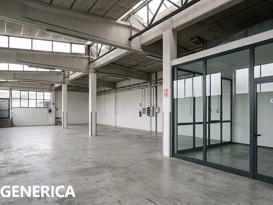 Immagine 1 di Attività artigianale in affitto  a San Miniato
