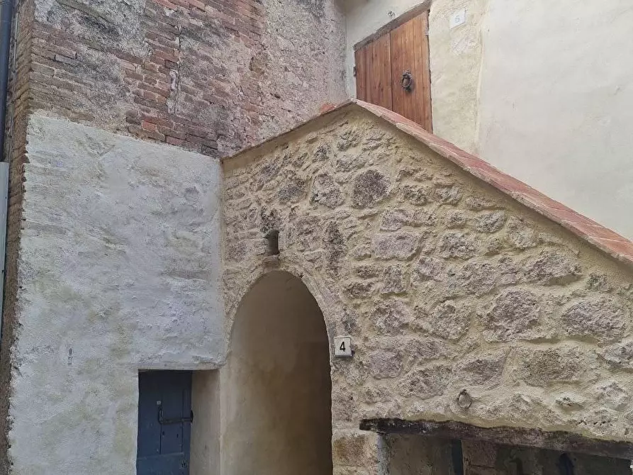 Immagine 1 di Terratetto in vendita  a Colle Di Val D'elsa