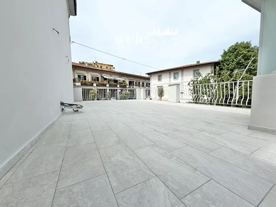 Immagine 2 di Appartamento in vendita  a Signa