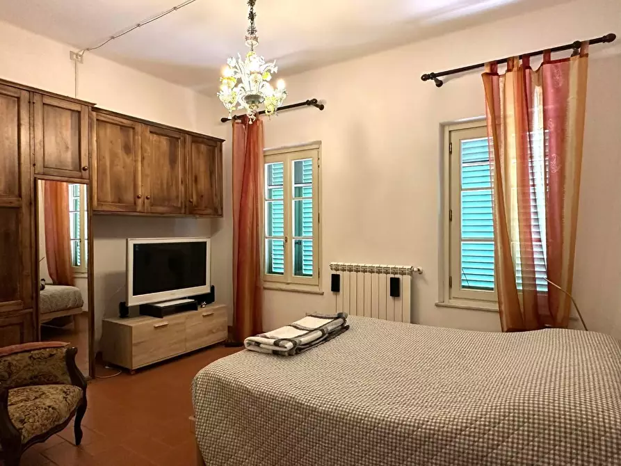 Immagine 29 di Rustico / casale in vendita  a Porcari