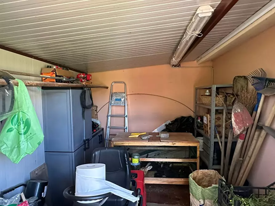 Immagine 41 di Rustico / casale in vendita  a Porcari