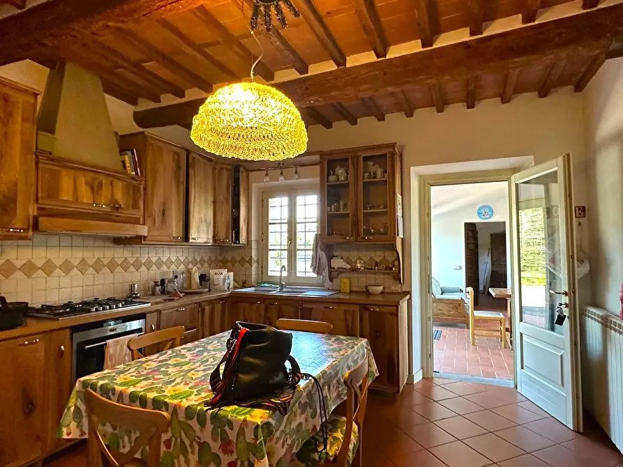 Immagine 15 di Rustico / casale in vendita  a Porcari
