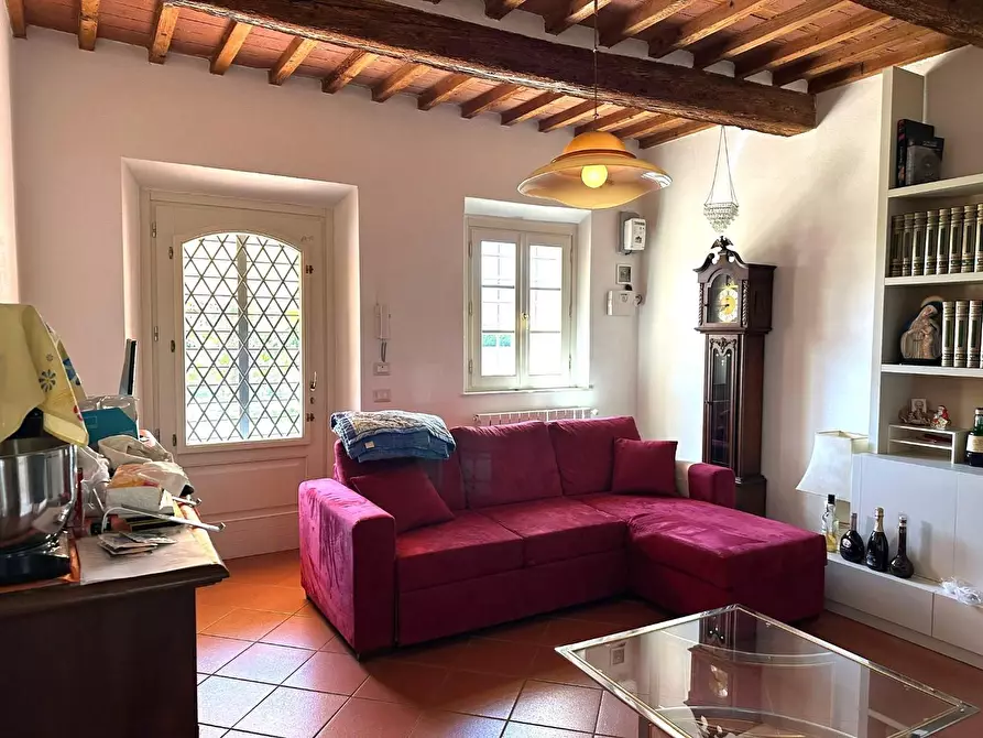 Immagine 19 di Rustico / casale in vendita  a Porcari