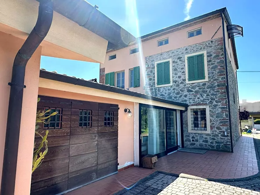 Immagine 7 di Rustico / casale in vendita  a Porcari
