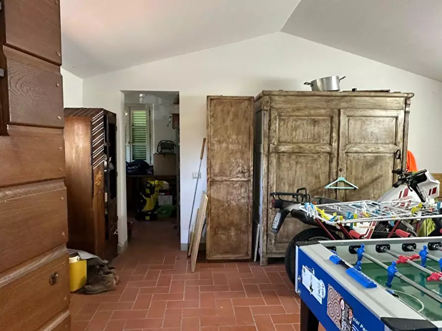 Immagine 39 di Rustico / casale in vendita  a Porcari