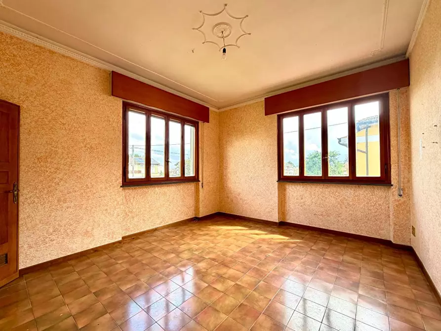 Immagine 8 di Villa in vendita  a Capannori