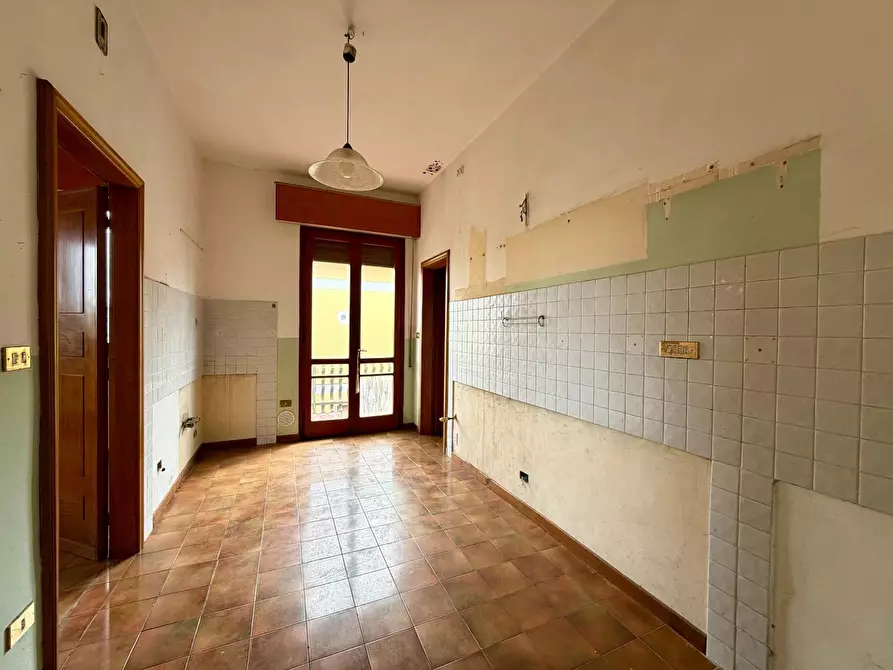 Immagine 9 di Villa in vendita  a Capannori