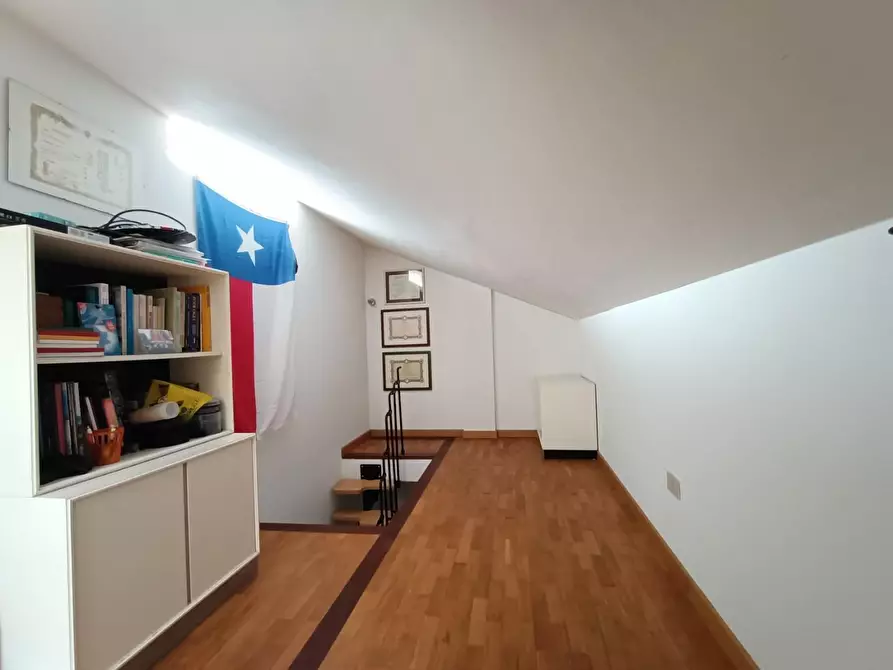 Immagine 34 di Casa bifamiliare in vendita  a Pisa