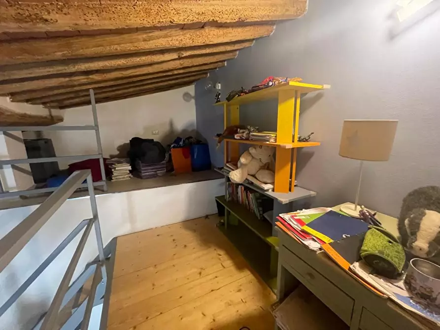 Immagine 14 di Appartamento in vendita  a Carrara