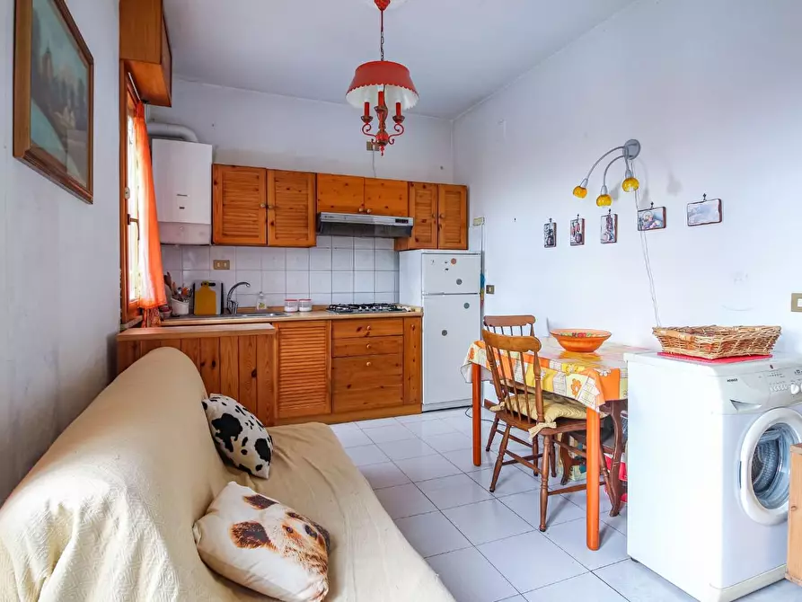 Immagine 4 di Appartamento in vendita  a Pisa