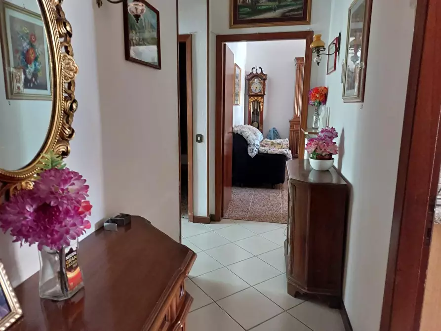 Immagine 16 di Appartamento in vendita  a Empoli