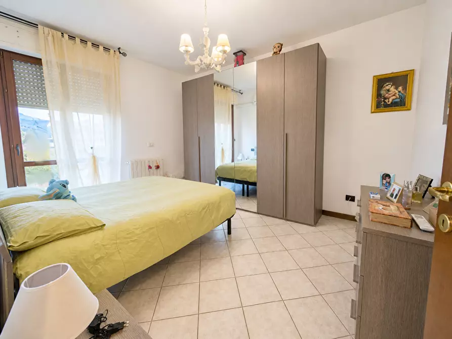 Immagine 10 di Appartamento in vendita  a Carrara