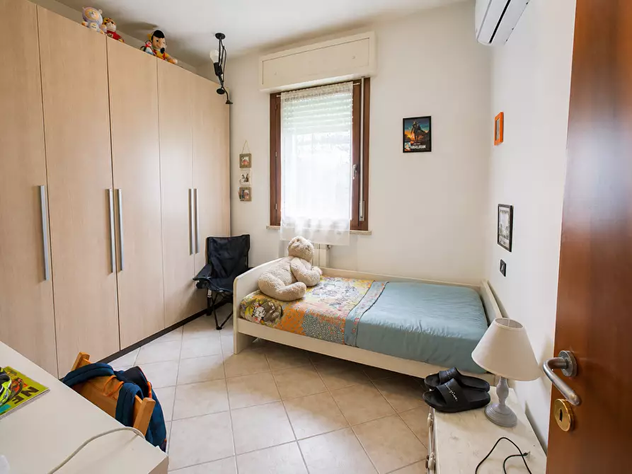 Immagine 13 di Appartamento in vendita  a Carrara