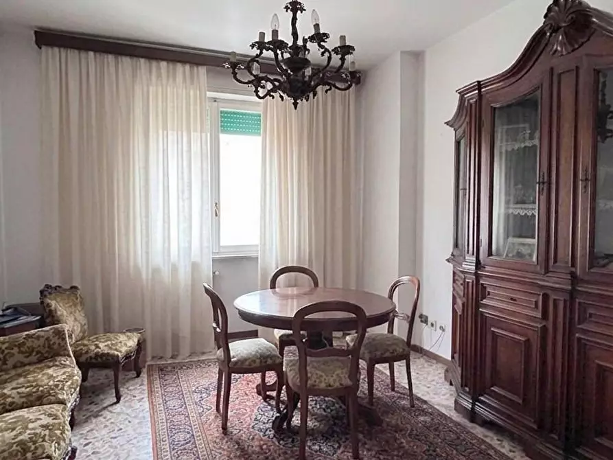 Immagine 1 di Appartamento in vendita  a Livorno