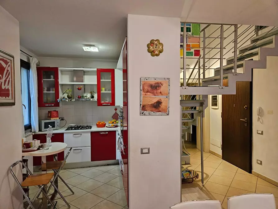 Immagine 2 di Appartamento in vendita  a Pisa