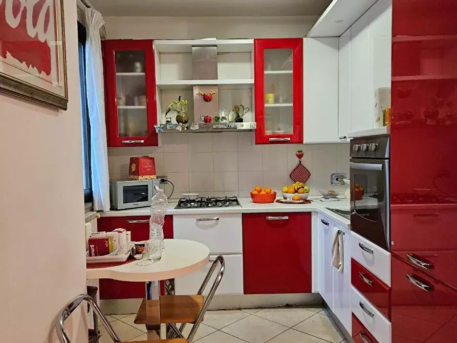 Immagine 5 di Appartamento in vendita  a Pisa