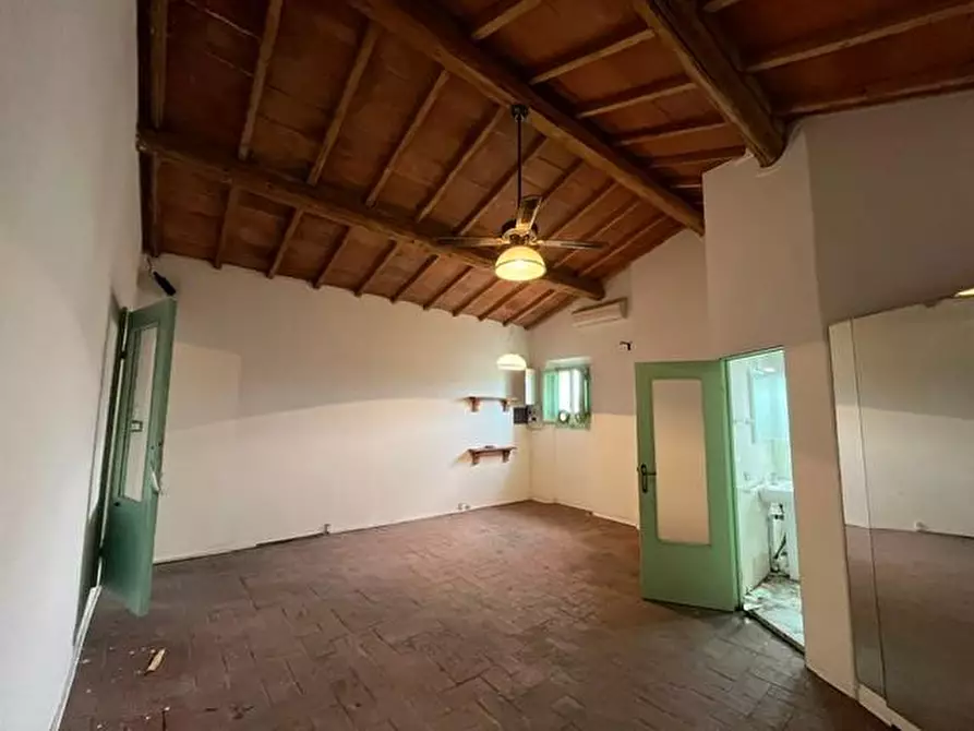 Immagine 7 di Appartamento in vendita  a Palaia