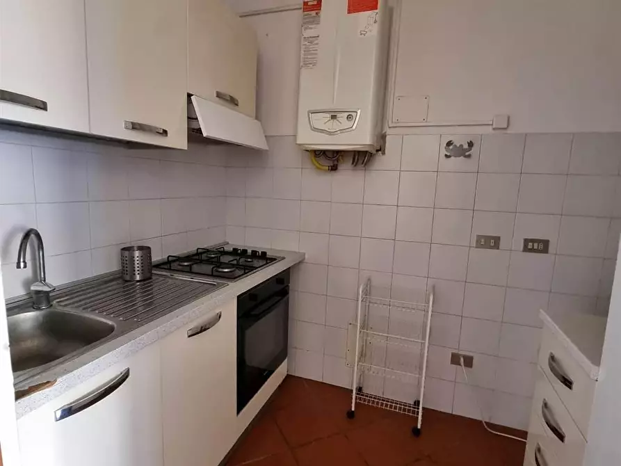 Immagine 7 di Appartamento in vendita  a Pisa