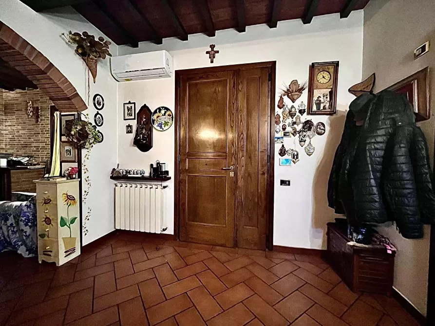 Immagine 35 di Casa indipendente in vendita  a Empoli