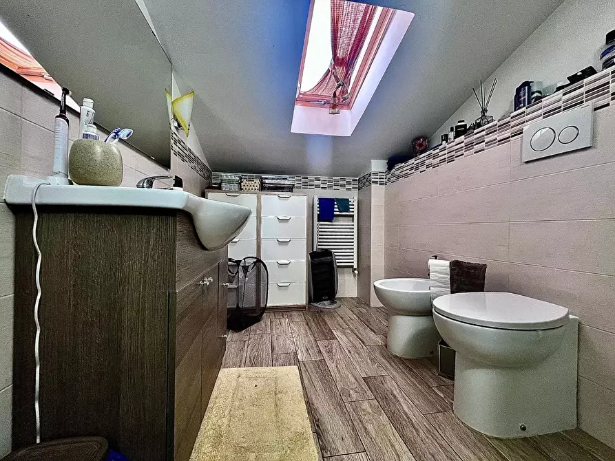 Immagine 27 di Casa indipendente in vendita  a Empoli