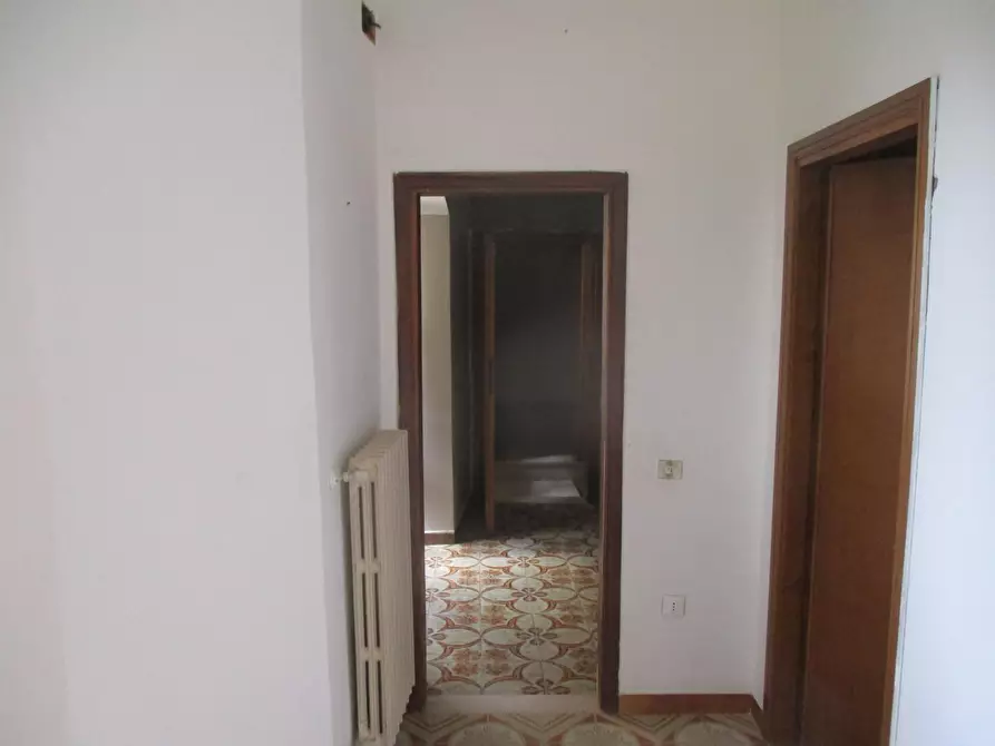 Immagine 11 di Appartamento in vendita  a Santa Maria A Monte