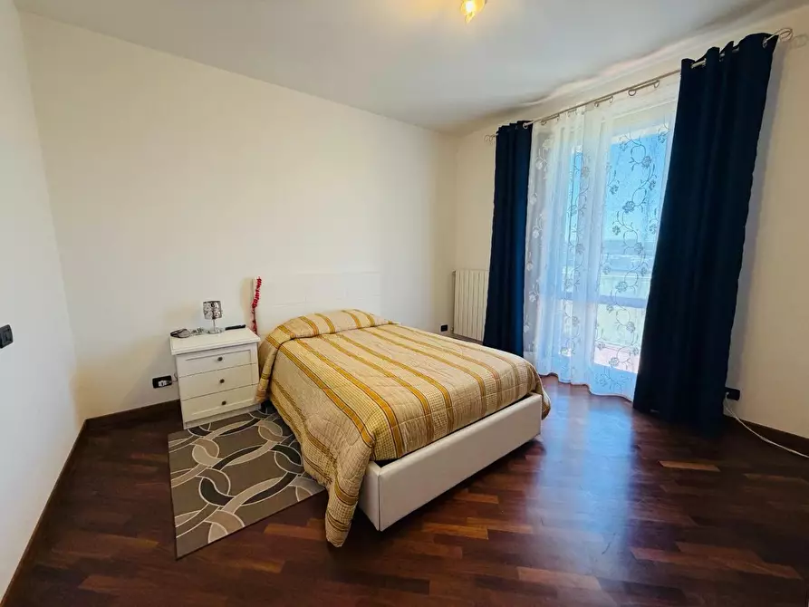Immagine 11 di Villetta a schiera in vendita  a Massa