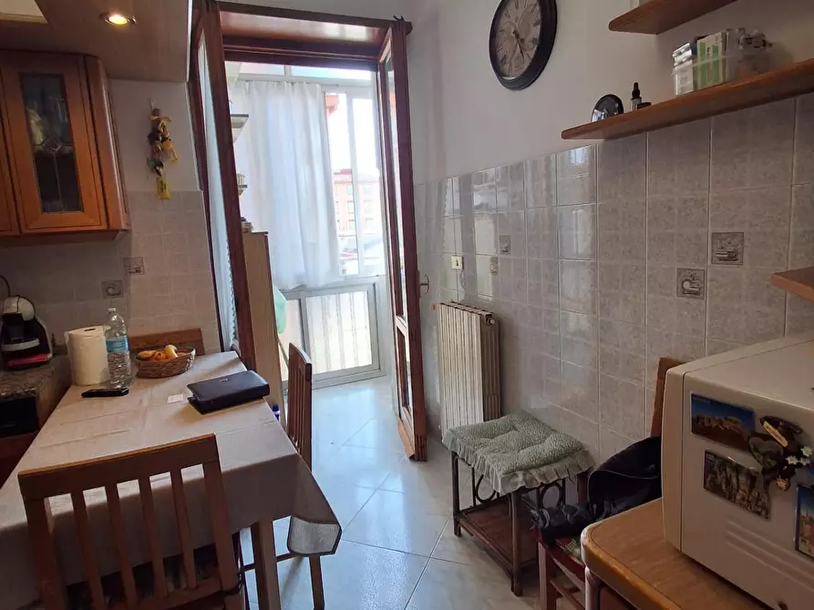 Immagine 5 di Appartamento in vendita  a Livorno